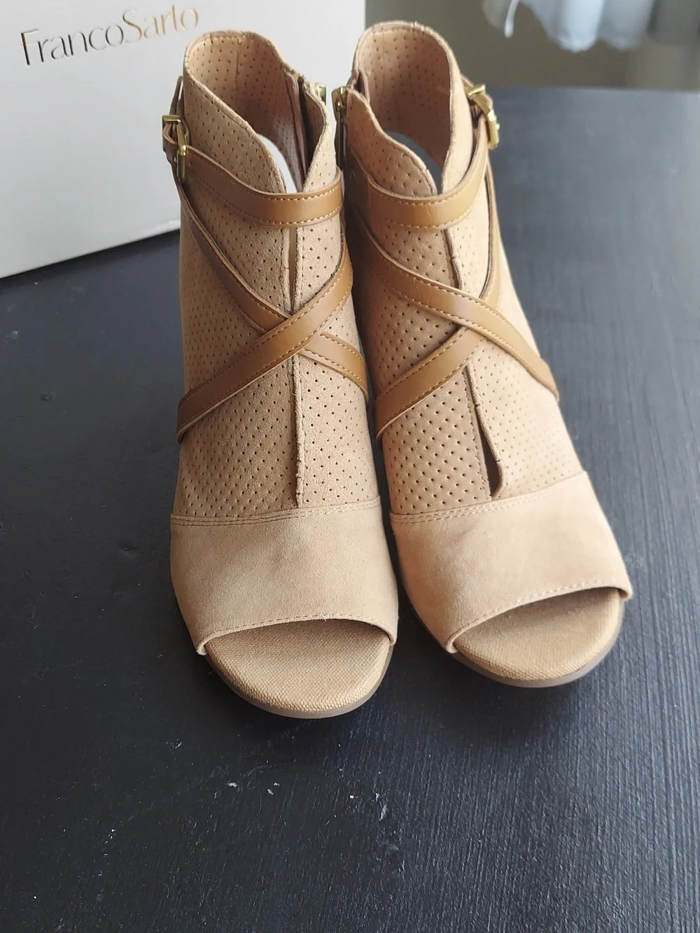 Franco Sarto L-Fantana Size 10 Camel Tan Suede Peep Toe Ankle Sleek Heel Booties